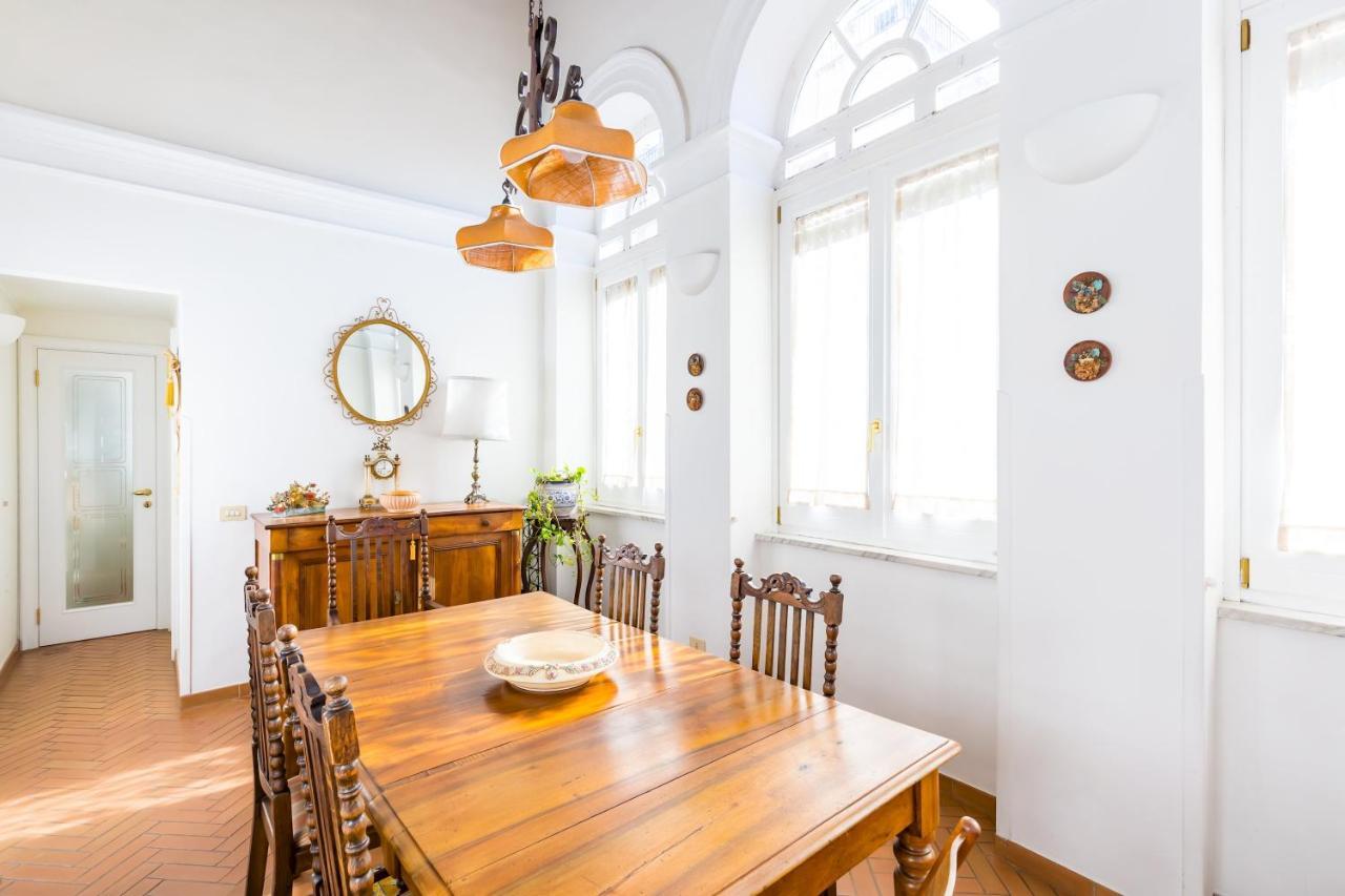 Residenza Capano Charming House By Napoliapartments 外观 照片