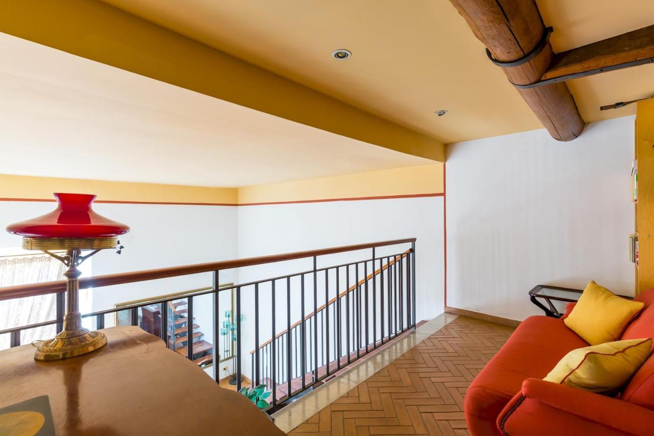 Residenza Capano Charming House By Napoliapartments 外观 照片