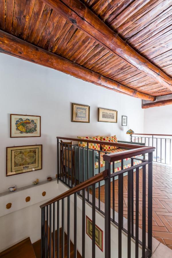 Residenza Capano Charming House By Napoliapartments 外观 照片